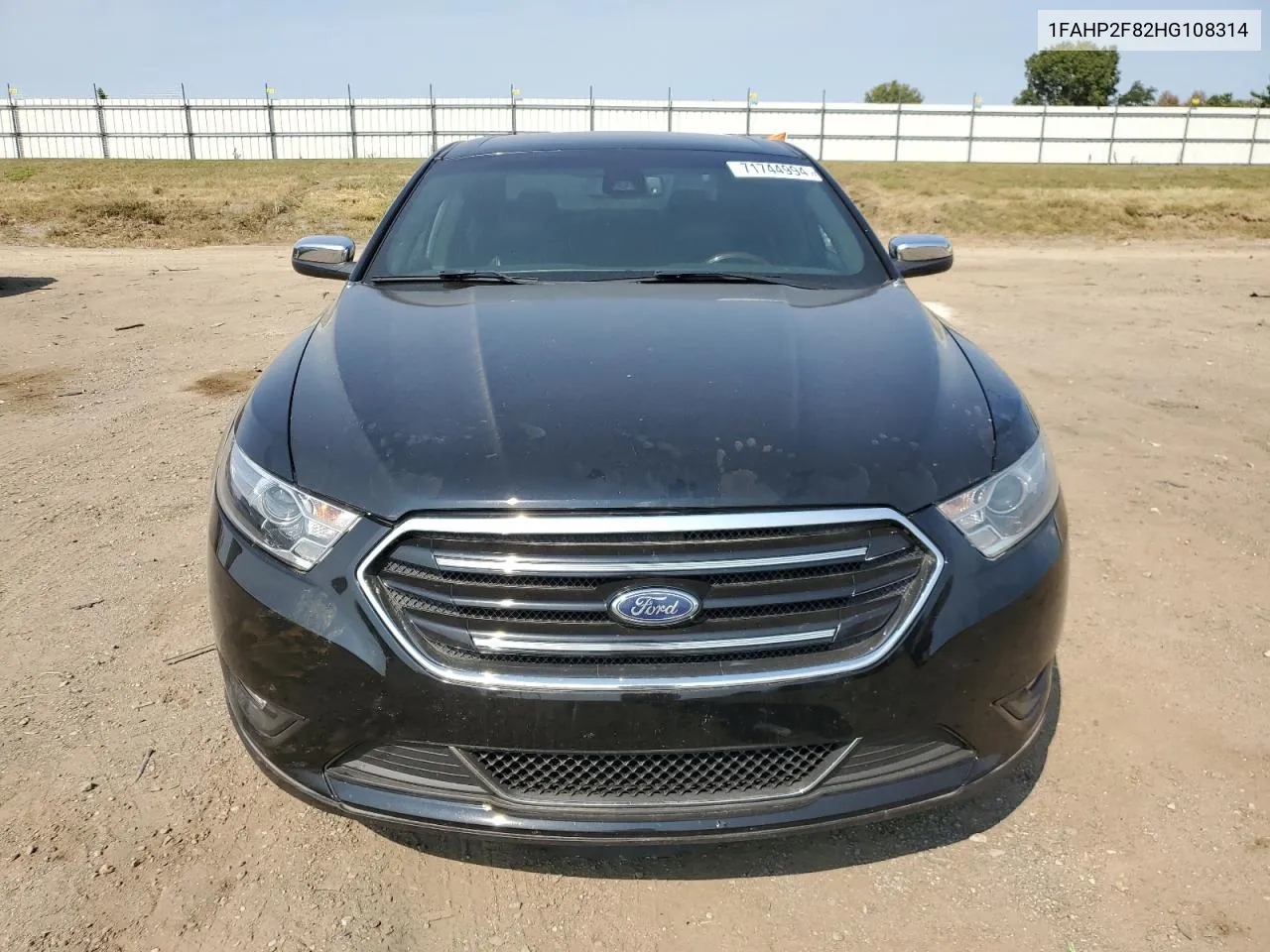 1FAHP2F82HG108314 2017 Ford Taurus Limited