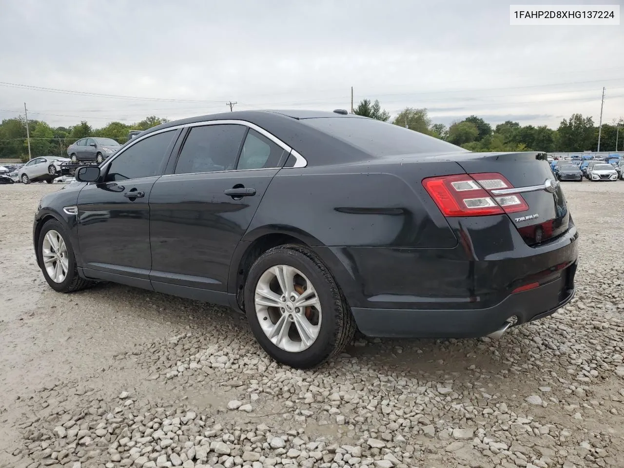 1FAHP2D8XHG137224 2017 Ford Taurus Se