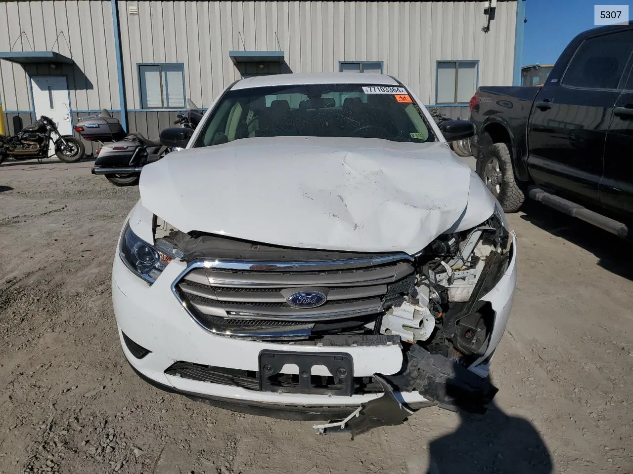 5307 2017 Ford Taurus