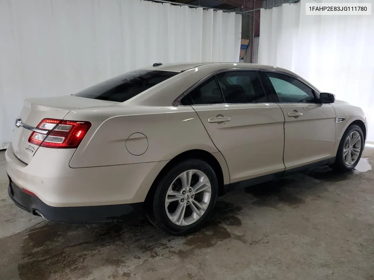 1FAHP2E83JG111780 2018 Ford Taurus Sel