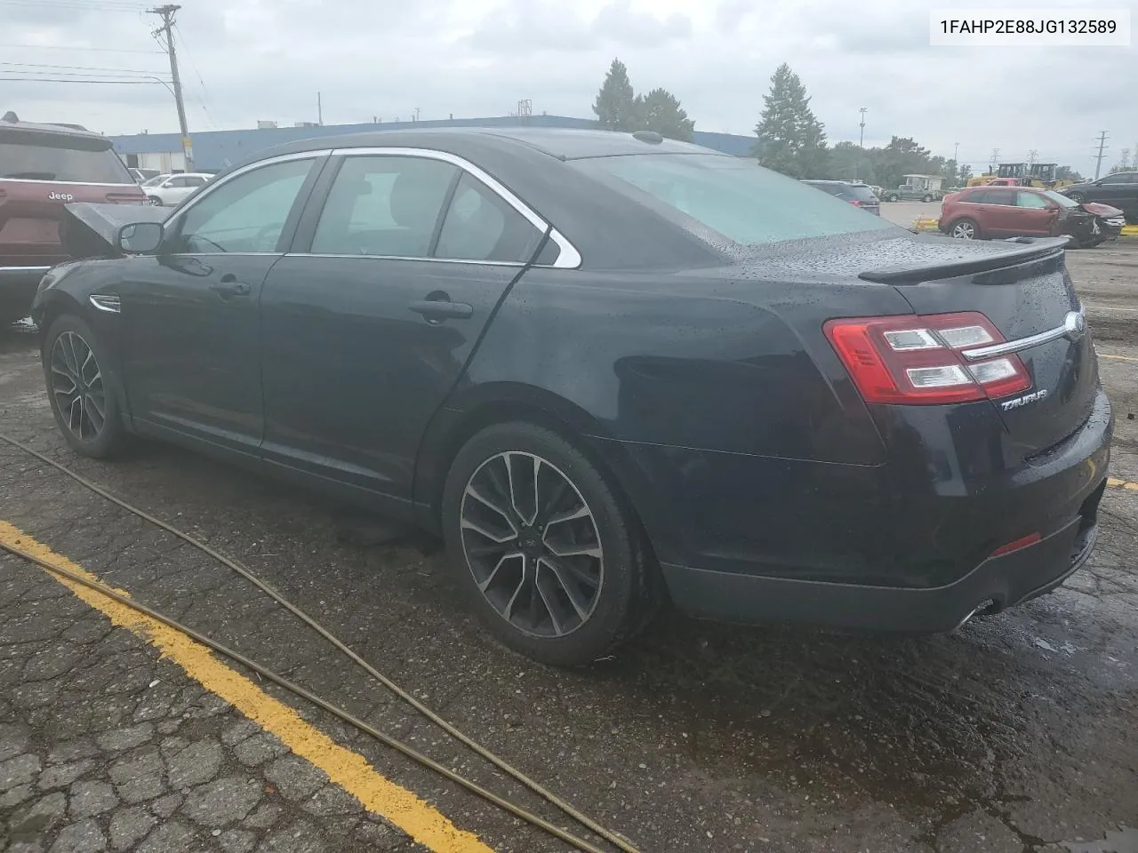 1FAHP2E88JG132589 2018 Ford Taurus Sel