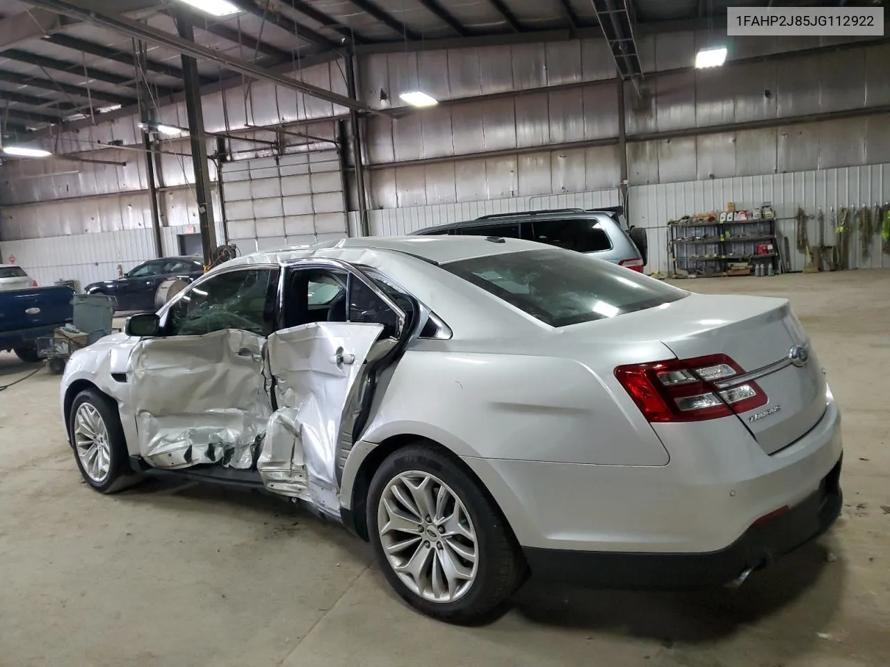 2018 Ford Taurus Limited VIN: 1FAHP2J85JG112922 Lot: 73711024