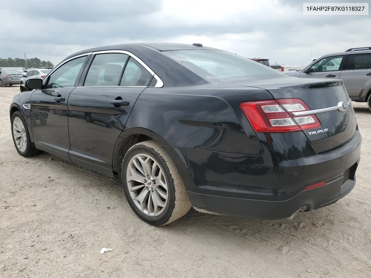 1FAHP2F87KG118327 2019 Ford Taurus Limited