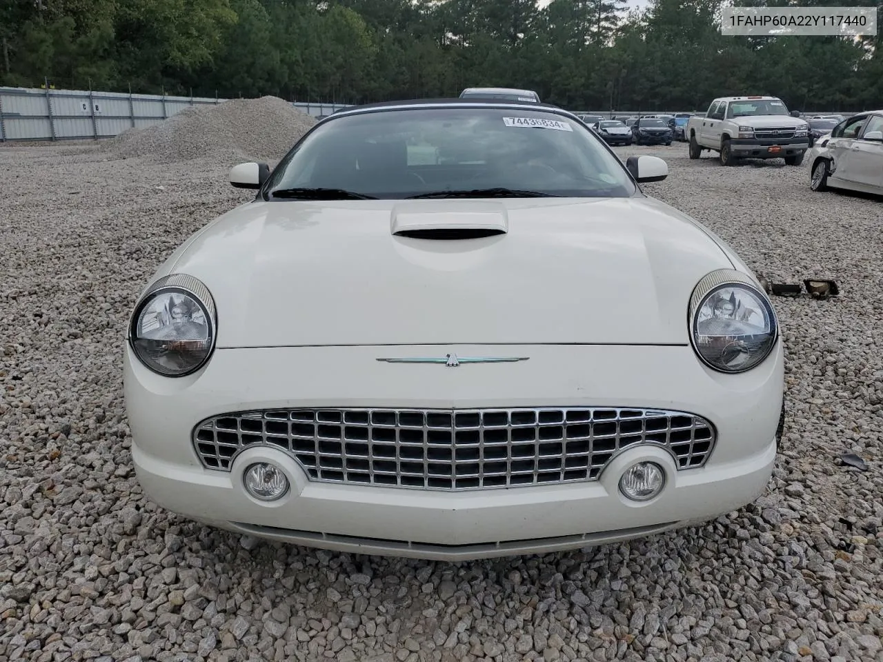 1FAHP60A22Y117440 2002 Ford Thunderbird