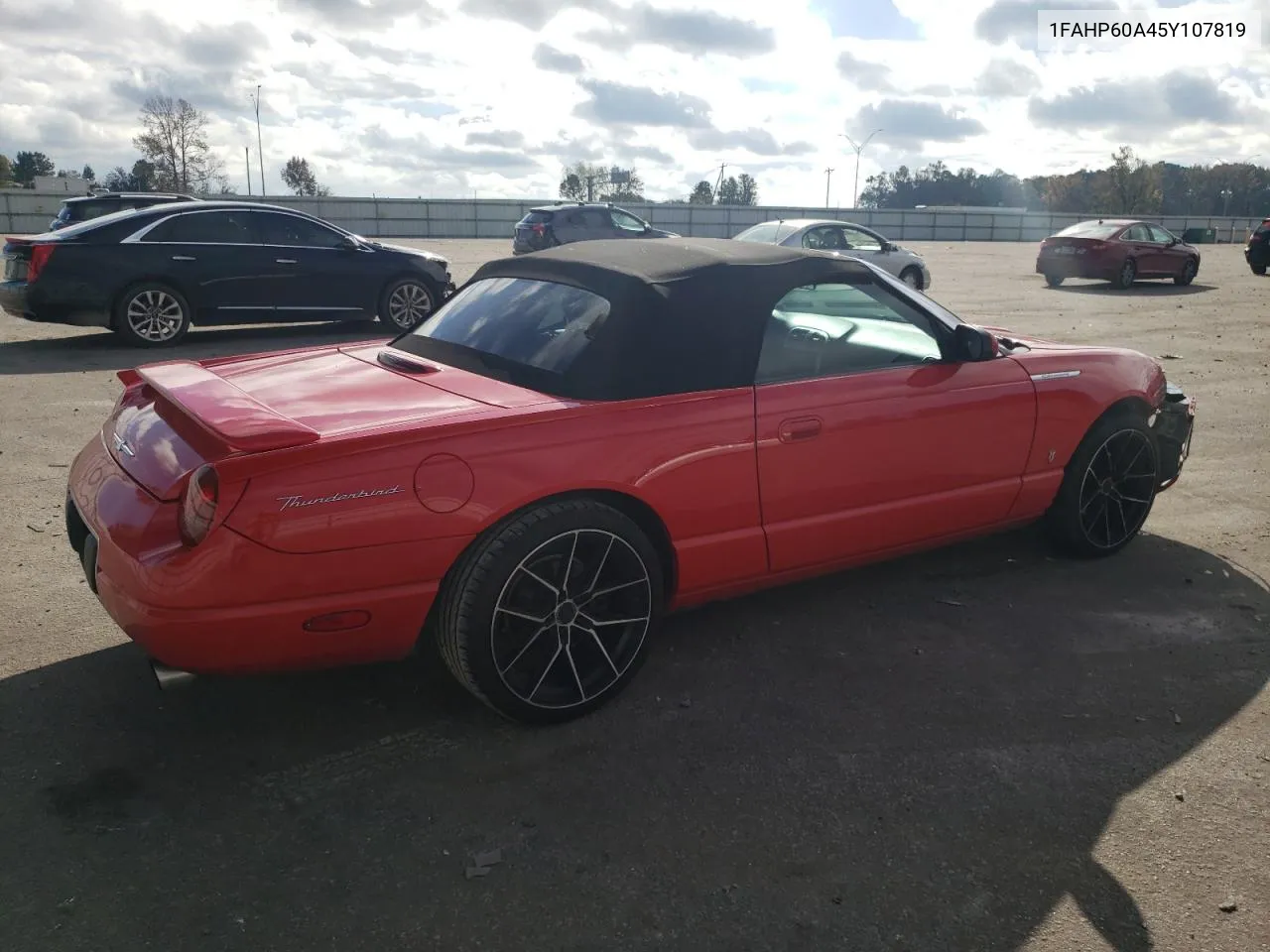 2005 Ford Thunderbird VIN: 1FAHP60A45Y107819 Lot: 77316294