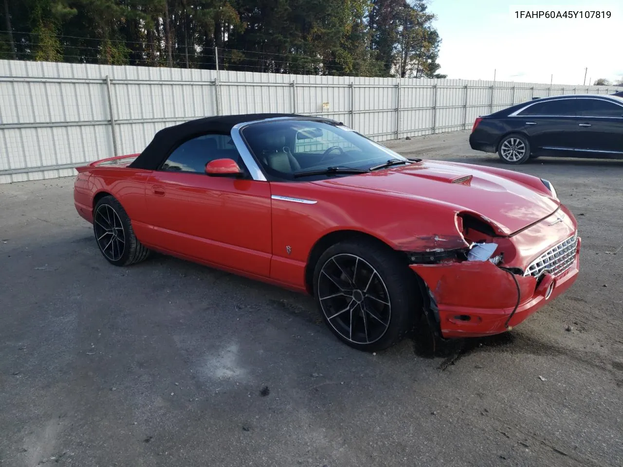 2005 Ford Thunderbird VIN: 1FAHP60A45Y107819 Lot: 77316294