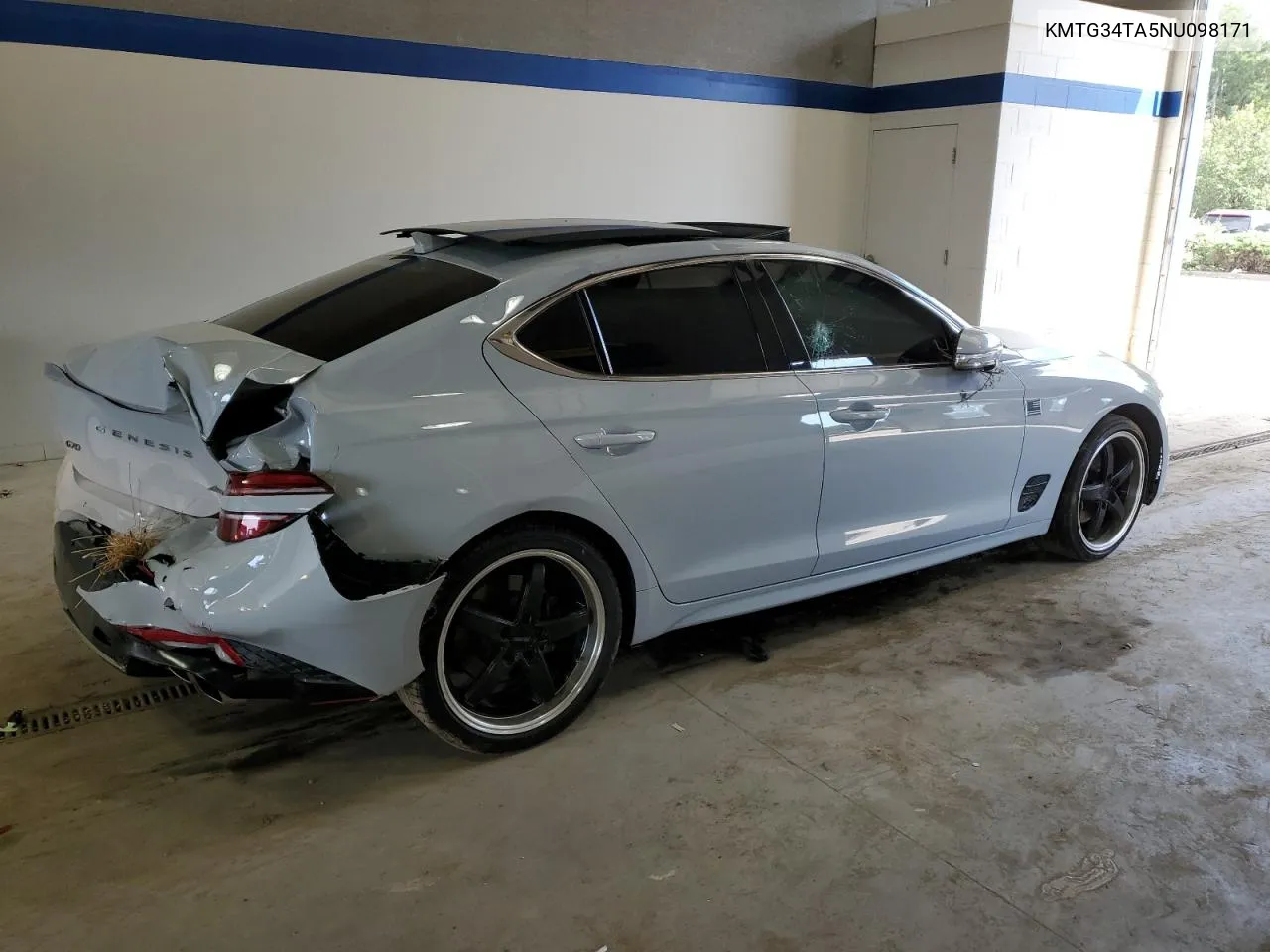 2022 Genesis G70 Base VIN: KMTG34TA5NU098171 Lot: 70190034