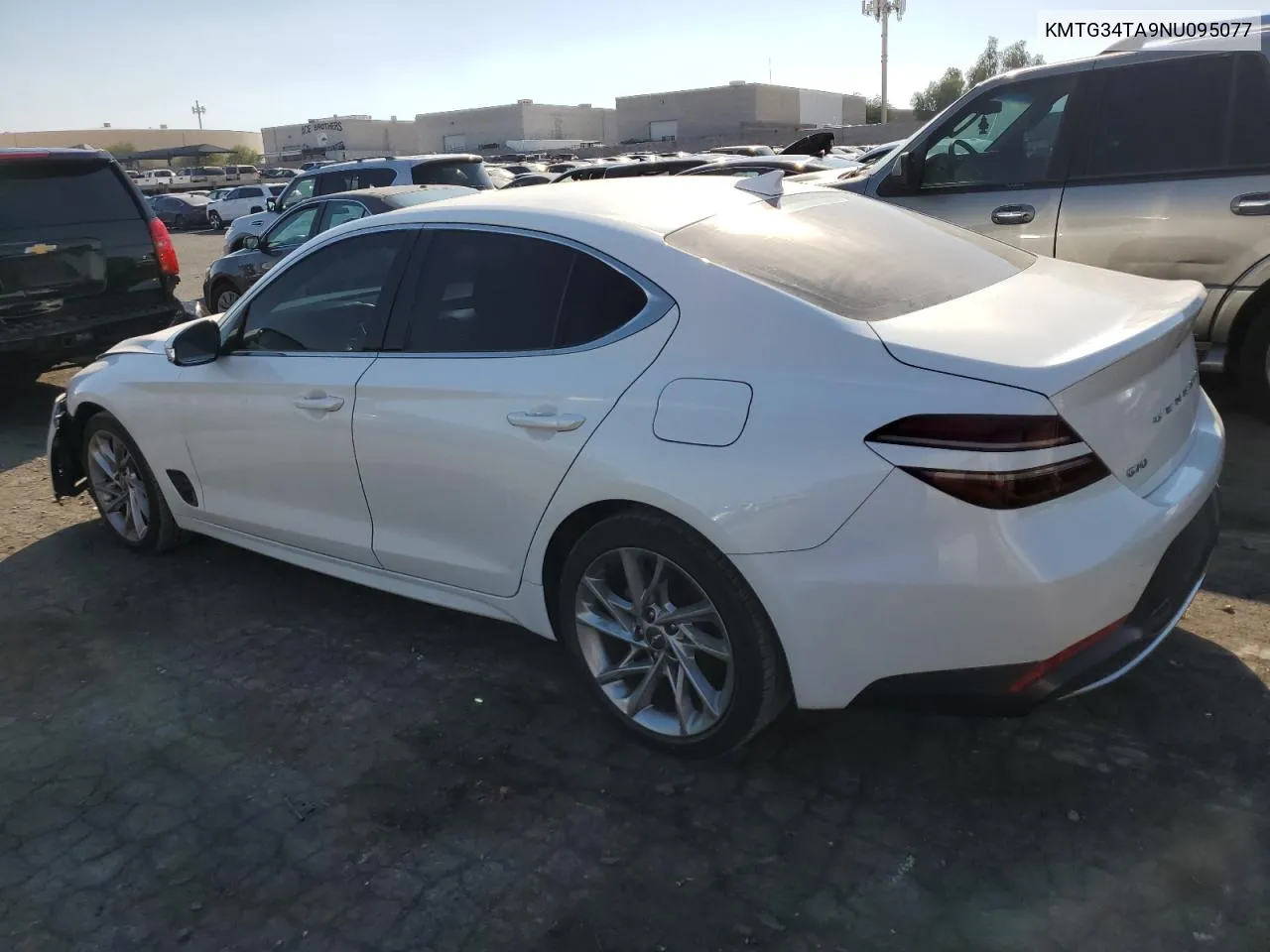 KMTG34TA9NU095077 2022 Genesis G70 Base