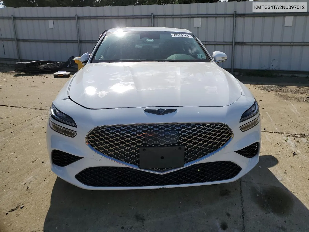 2022 Genesis G70 Base VIN: KMTG34TA2NU097012 Lot: 72409144