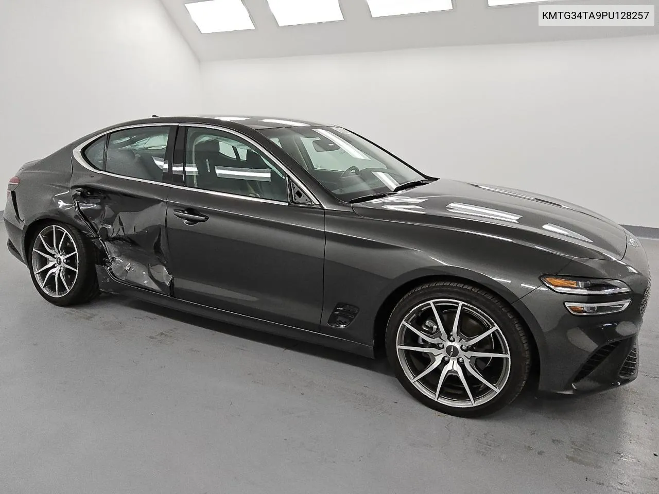 2023 Genesis G70 Base VIN: KMTG34TA9PU128257 Lot: 75609134