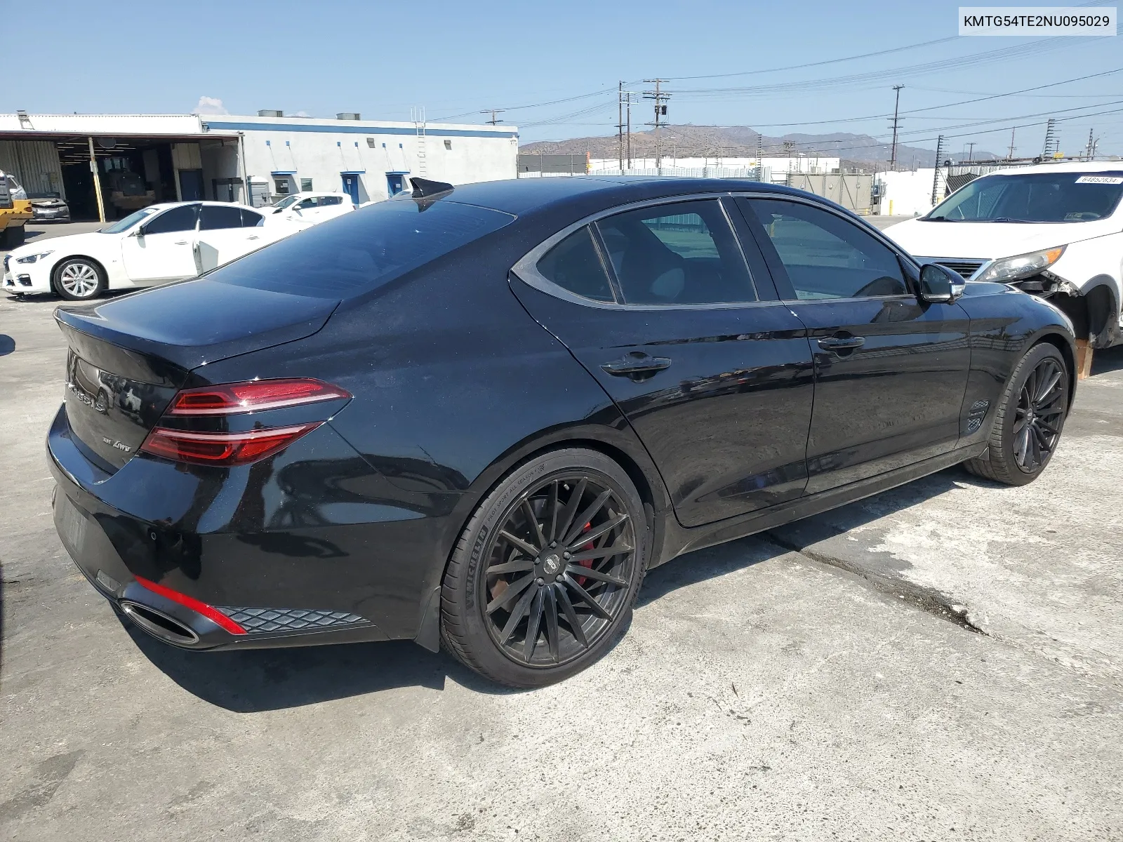 KMTG54TE2NU095029 2022 Genesis G70 Base