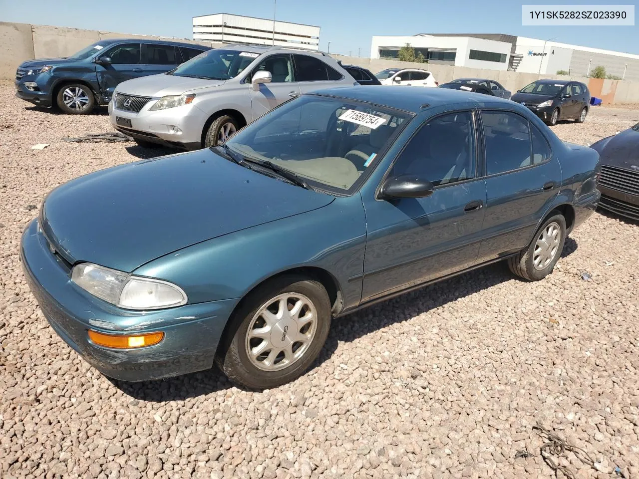 1Y1SK5282SZ023390 1995 Geo Prizm Lsi