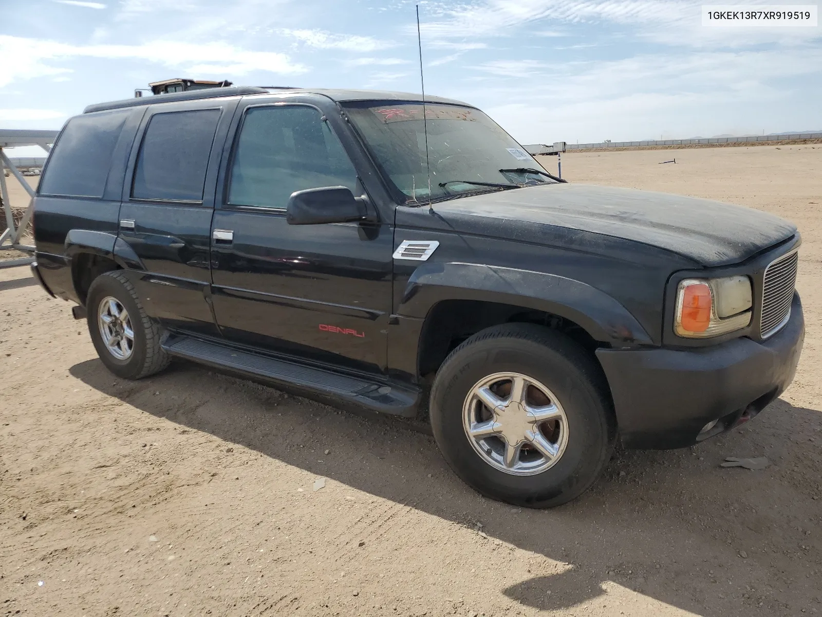 1999 GMC Denali VIN: 1GKEK13R7XR919519 Lot: 66514884