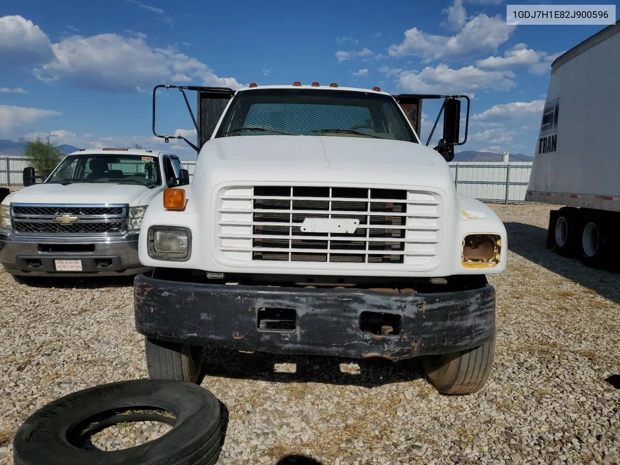 2002 GMC C-Series C7H042 VIN: 1GDJ7H1E82J900596 Lot: 75624124