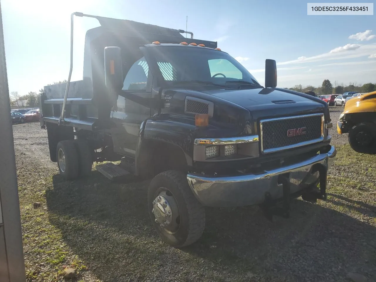 2006 GMC C5500 C5C042 VIN: 1GDE5C3256F433451 Lot: 75000104