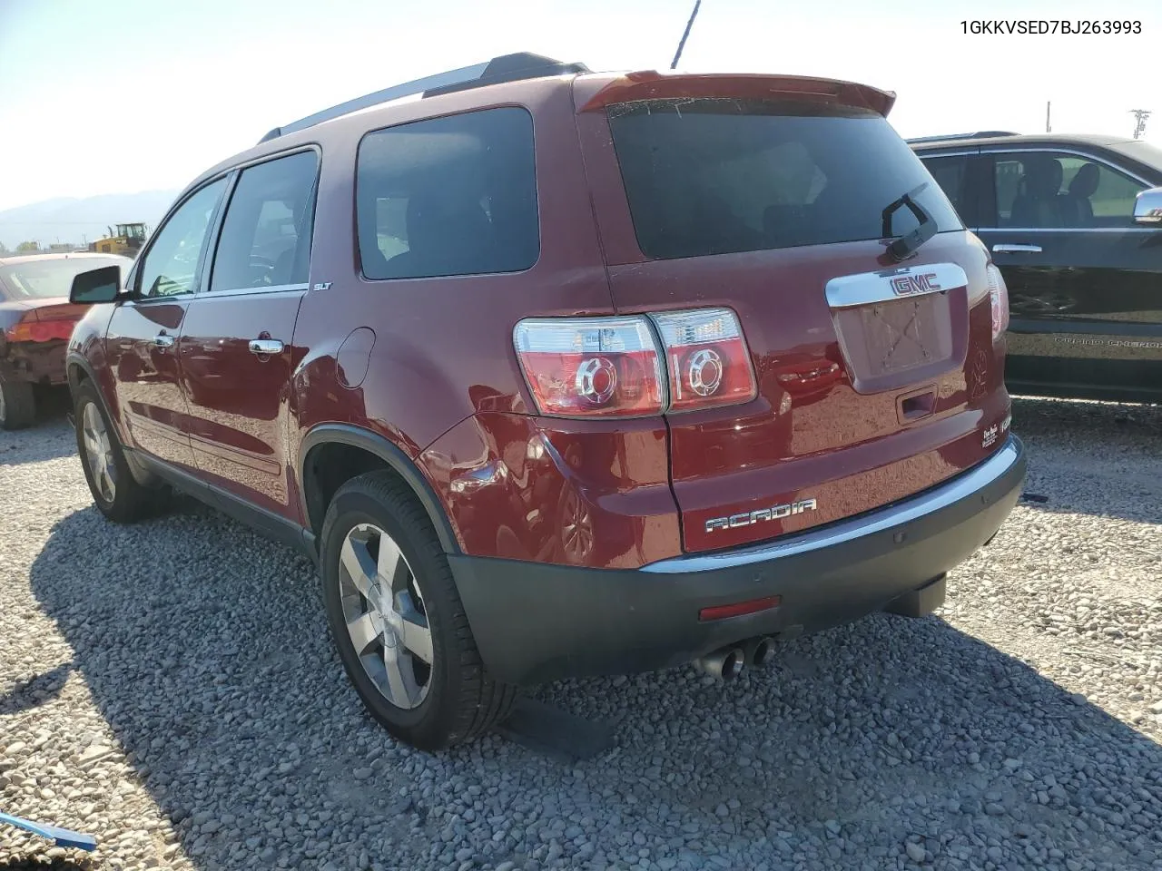 1GKKVSED7BJ263993 2011 GMC Acadia Slt-2