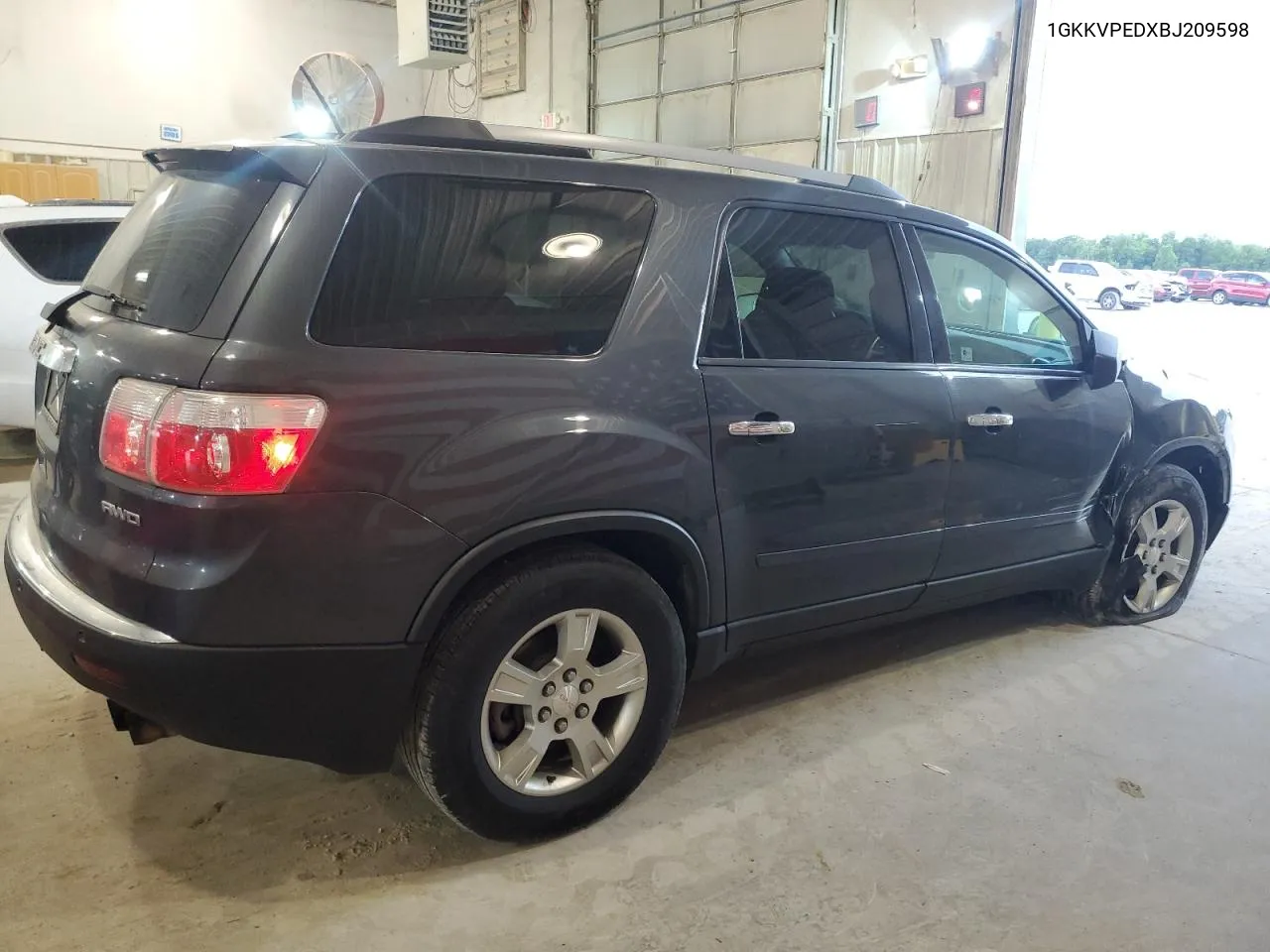 1GKKVPEDXBJ209598 2011 GMC Acadia Sle