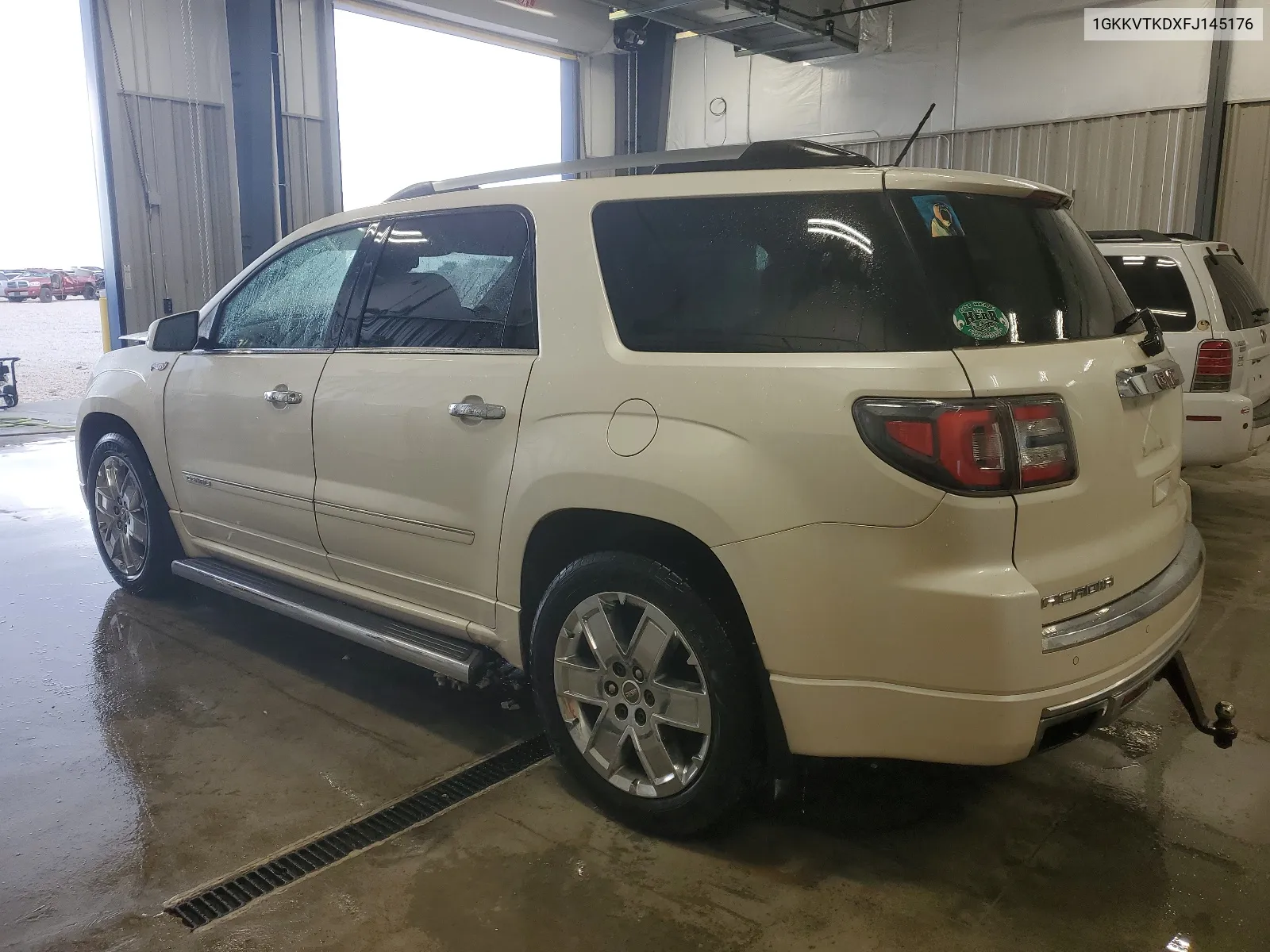 2015 GMC Acadia Denali VIN: 1GKKVTKDXFJ145176 Lot: 68281904