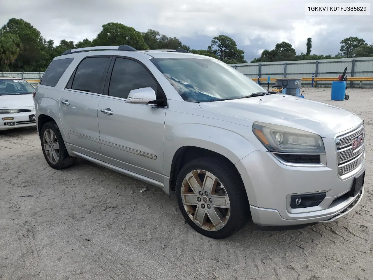 2015 GMC Acadia Denali VIN: 1GKKVTKD1FJ385829 Lot: 70849274