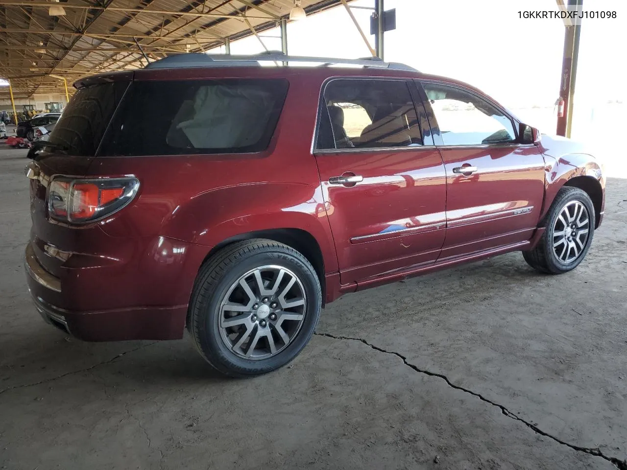 2015 GMC Acadia Denali VIN: 1GKKRTKDXFJ101098 Lot: 77610784