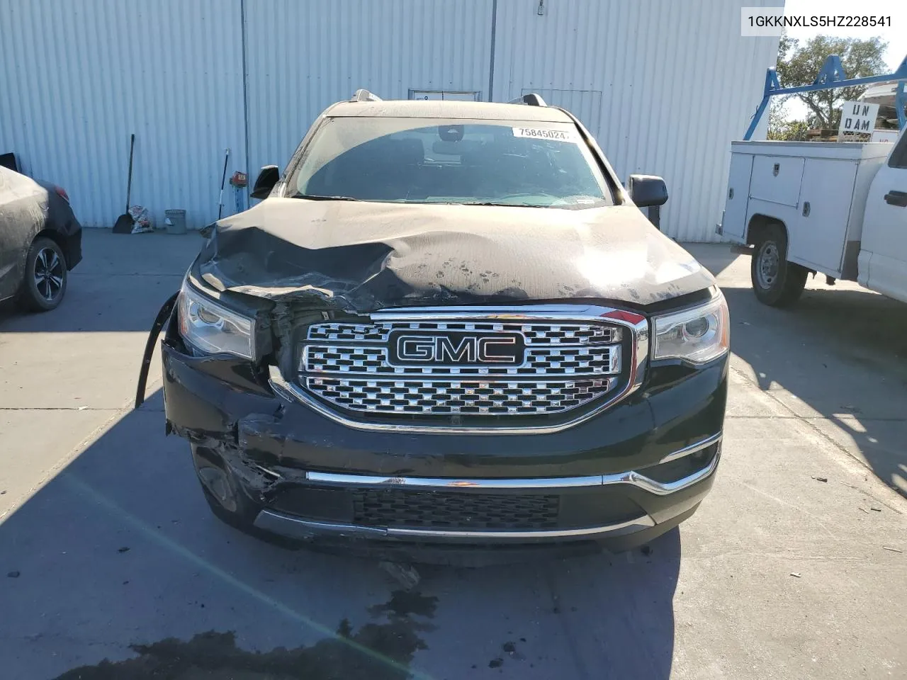 2017 GMC Acadia Denali VIN: 1GKKNXLS5HZ228541 Lot: 75845024