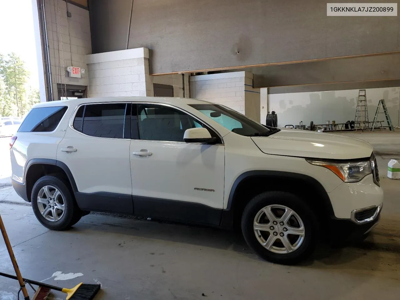 1GKKNKLA7JZ200899 2018 GMC Acadia Sle