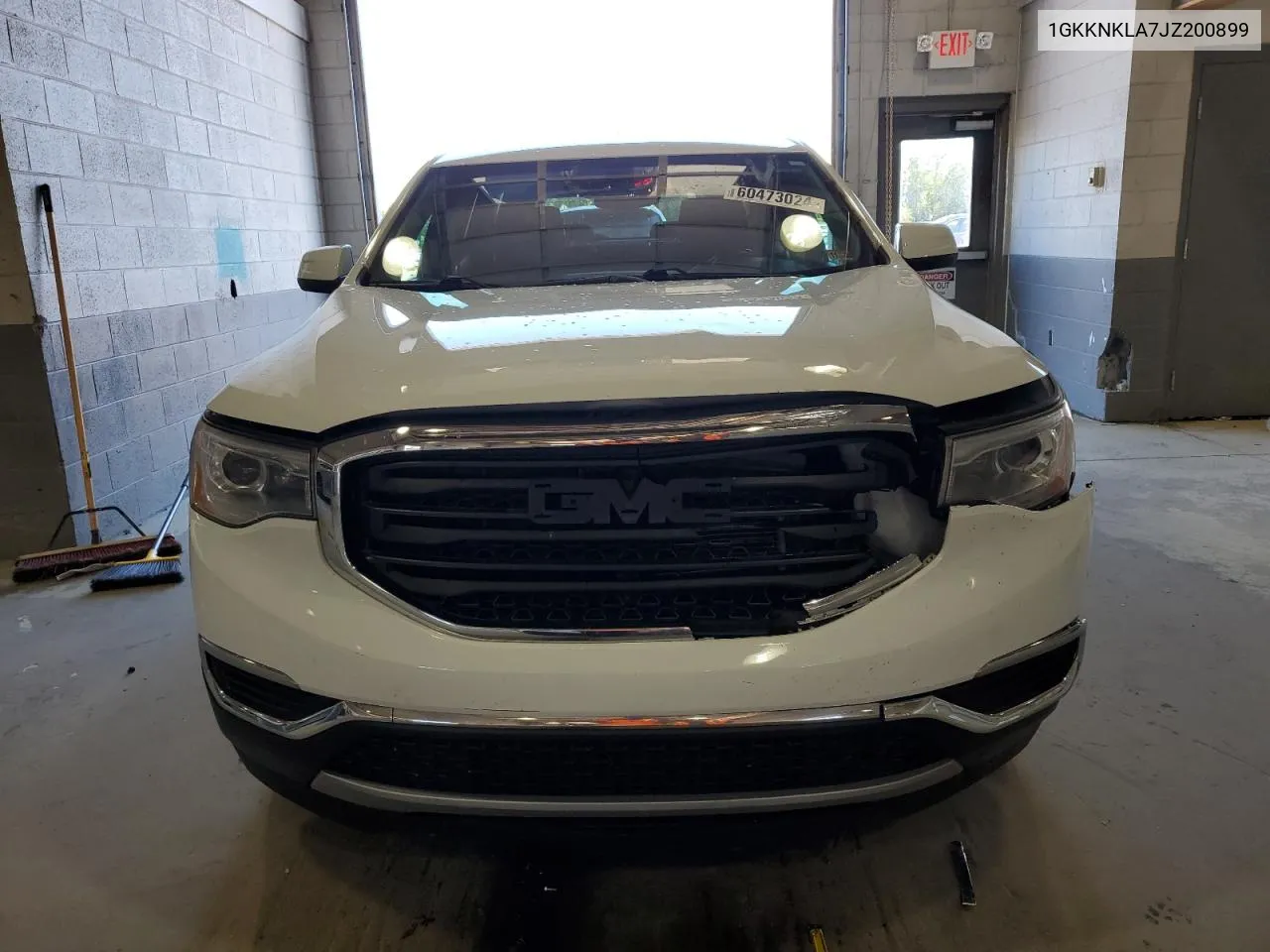 1GKKNKLA7JZ200899 2018 GMC Acadia Sle