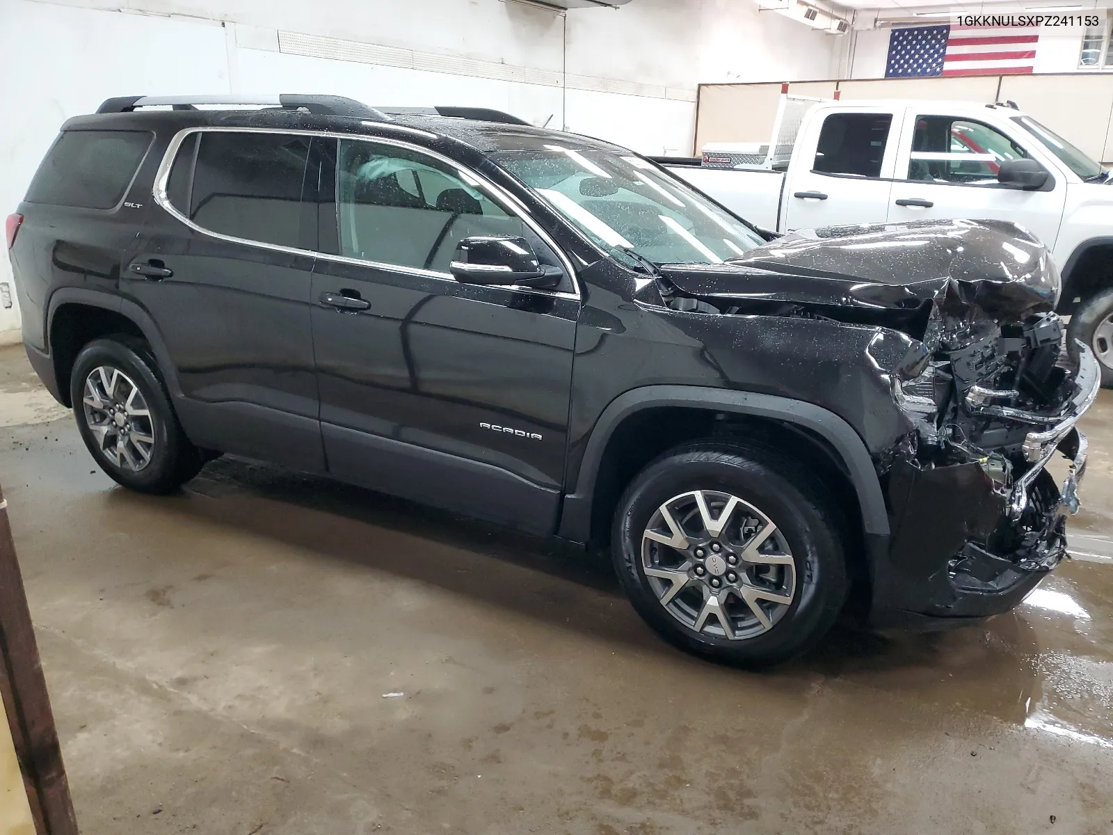 2023 GMC Acadia Slt VIN: 1GKKNULSXPZ241153 Lot: 68092384