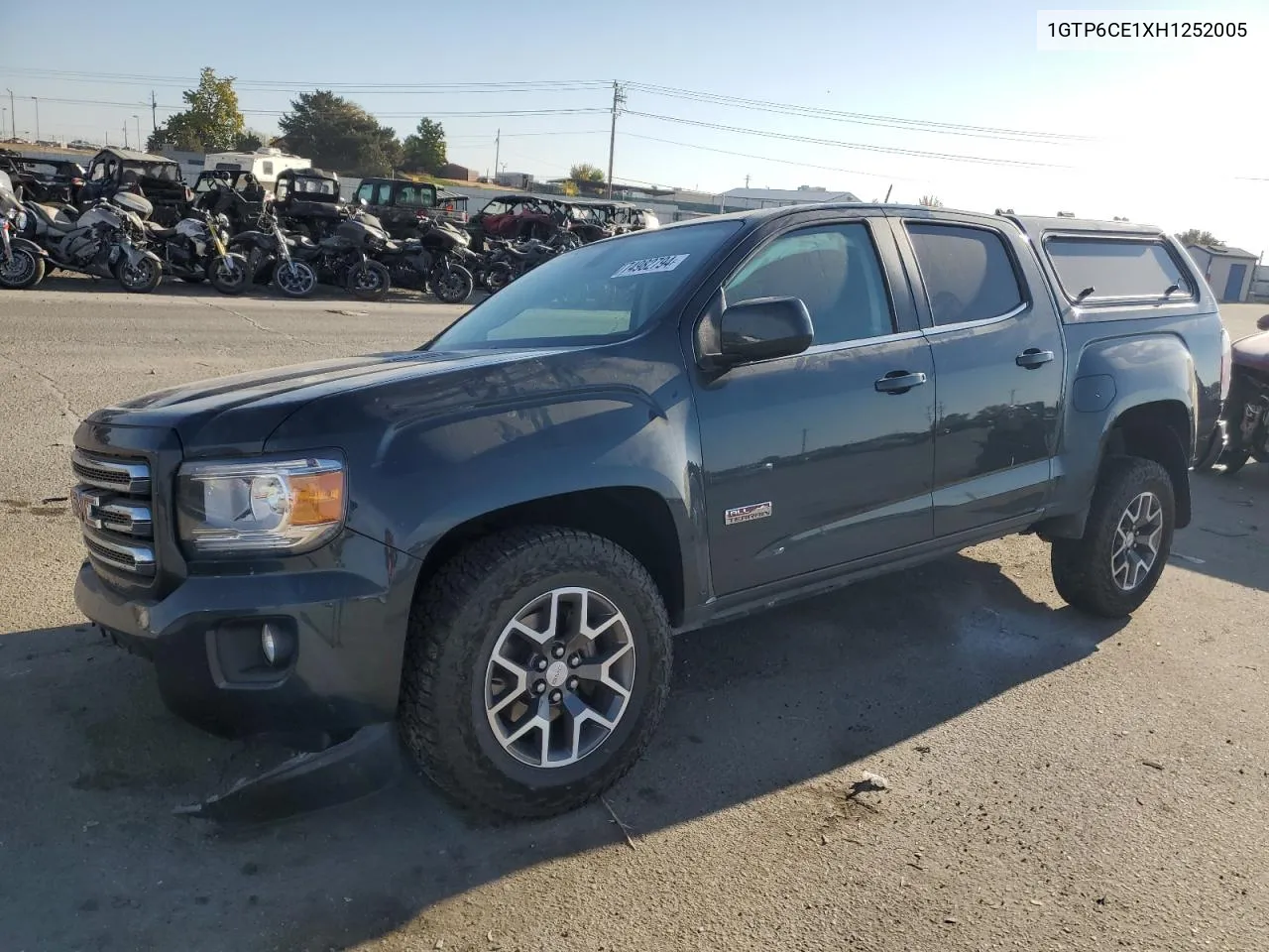 1GTP6CE1XH1252005 2017 GMC Canyon Sle