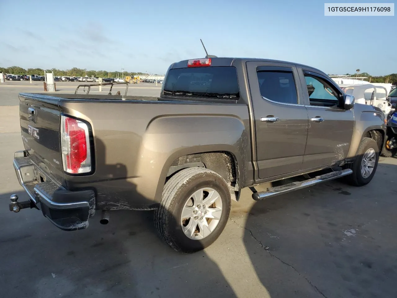 1GTG5CEA9H1176098 2017 GMC Canyon Sle