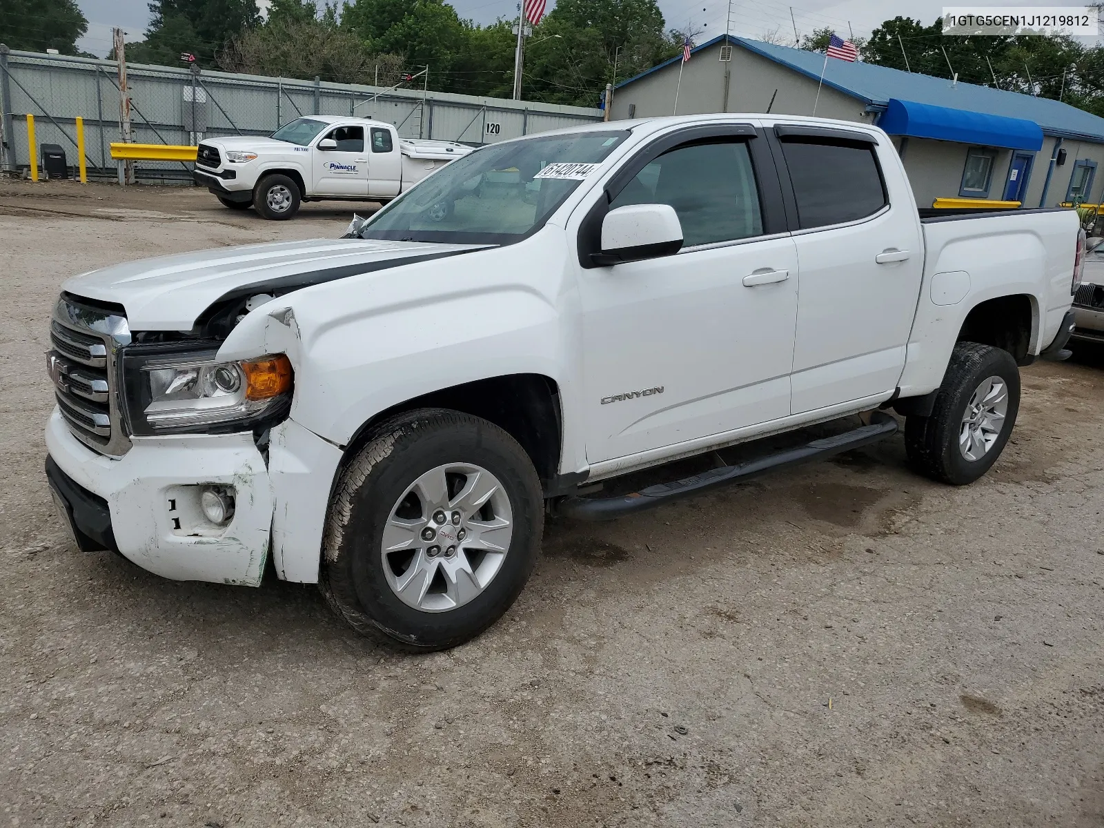 1GTG5CEN1J1219812 2018 GMC Canyon Sle