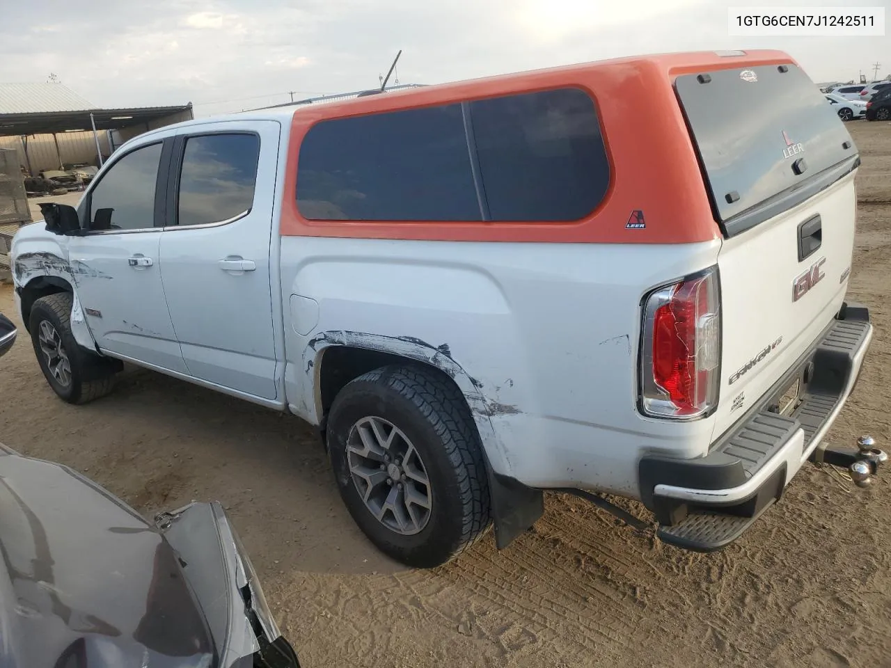 1GTG6CEN7J1242511 2018 GMC Canyon Sle