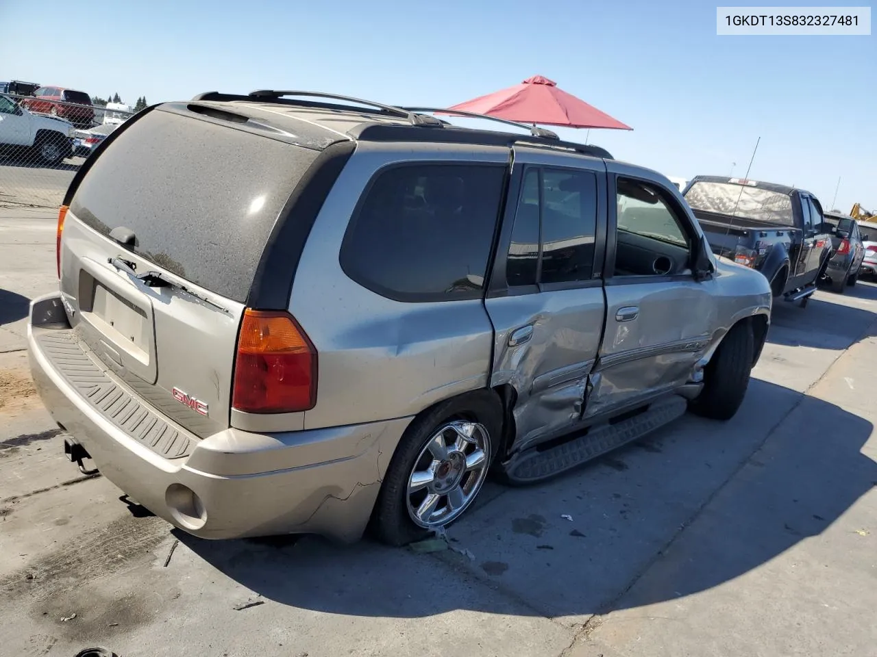 2003 GMC Envoy VIN: 1GKDT13S832327481 Lot: 72253474