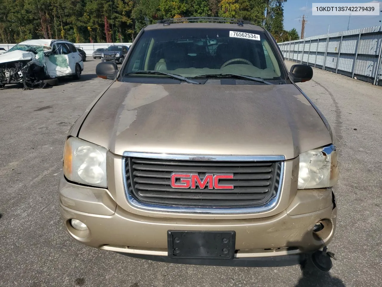 2004 GMC Envoy VIN: 1GKDT13S742279439 Lot: 76562534