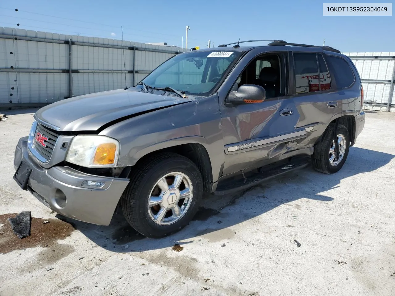 2005 GMC Envoy VIN: 1GKDT13S952304049 Lot: 46860544