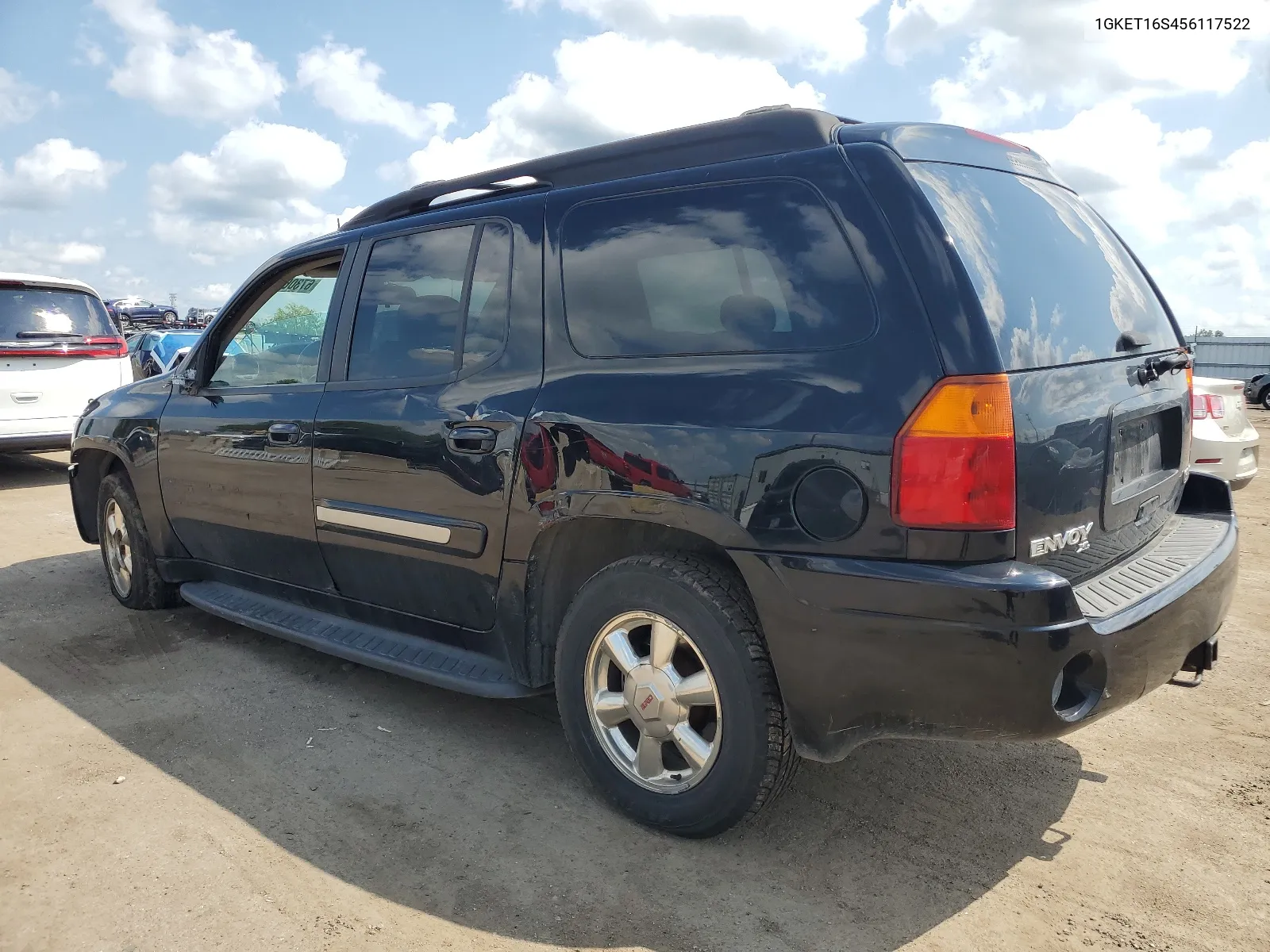 1GKET16S456117522 2005 GMC Envoy Xl