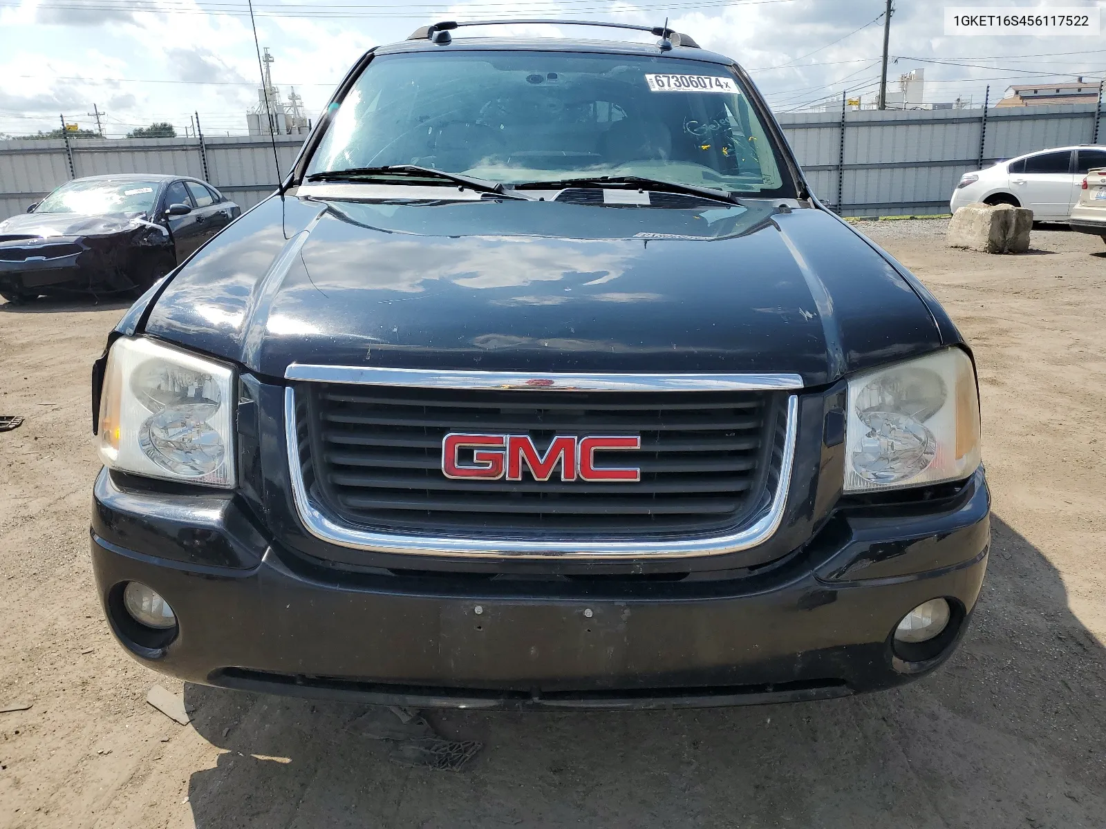 2005 GMC Envoy Xl VIN: 1GKET16S456117522 Lot: 67306074