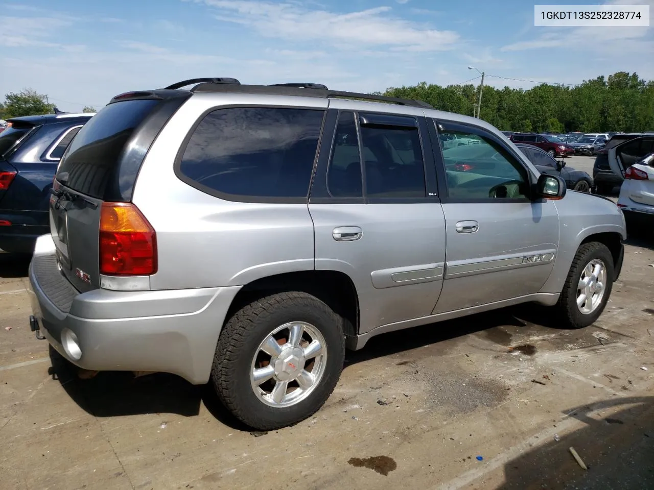 2005 GMC Envoy VIN: 1GKDT13S252328774 Lot: 67514014