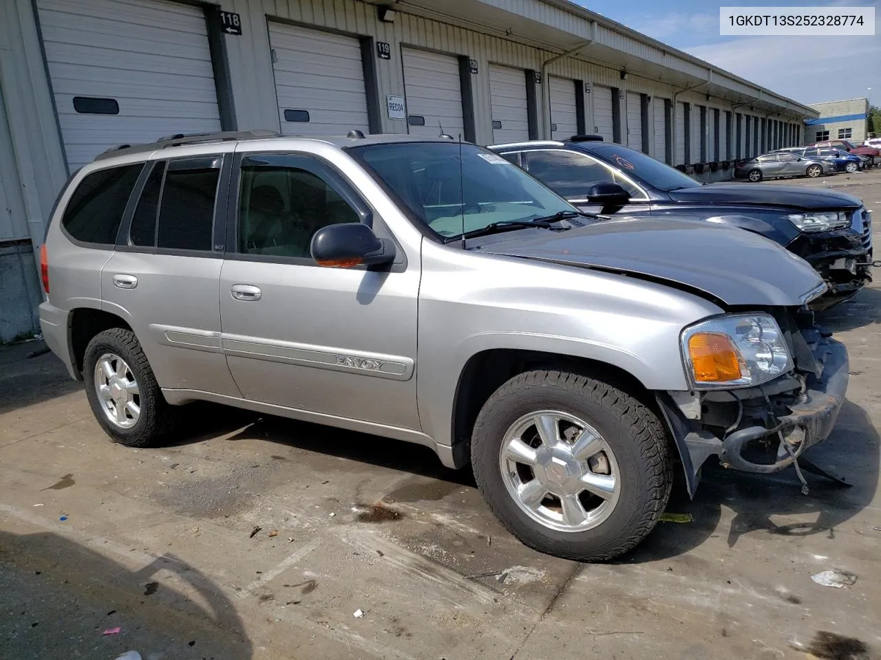 2005 GMC Envoy VIN: 1GKDT13S252328774 Lot: 67514014