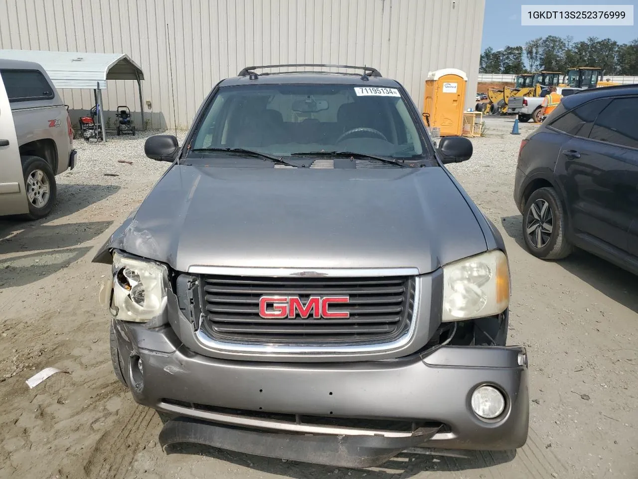 1GKDT13S252376999 2005 GMC Envoy