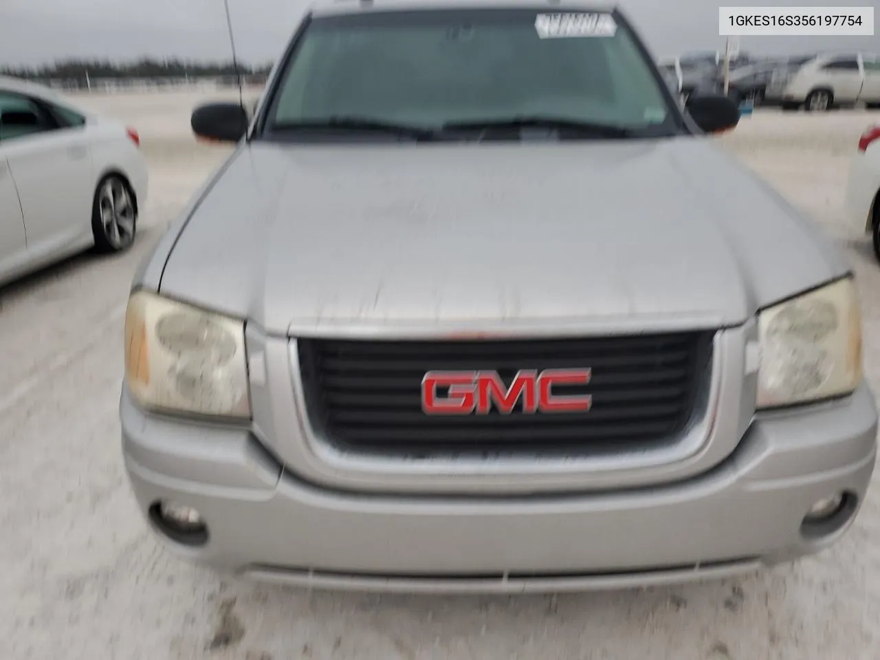 1GKES16S356197754 2005 GMC Envoy Xl