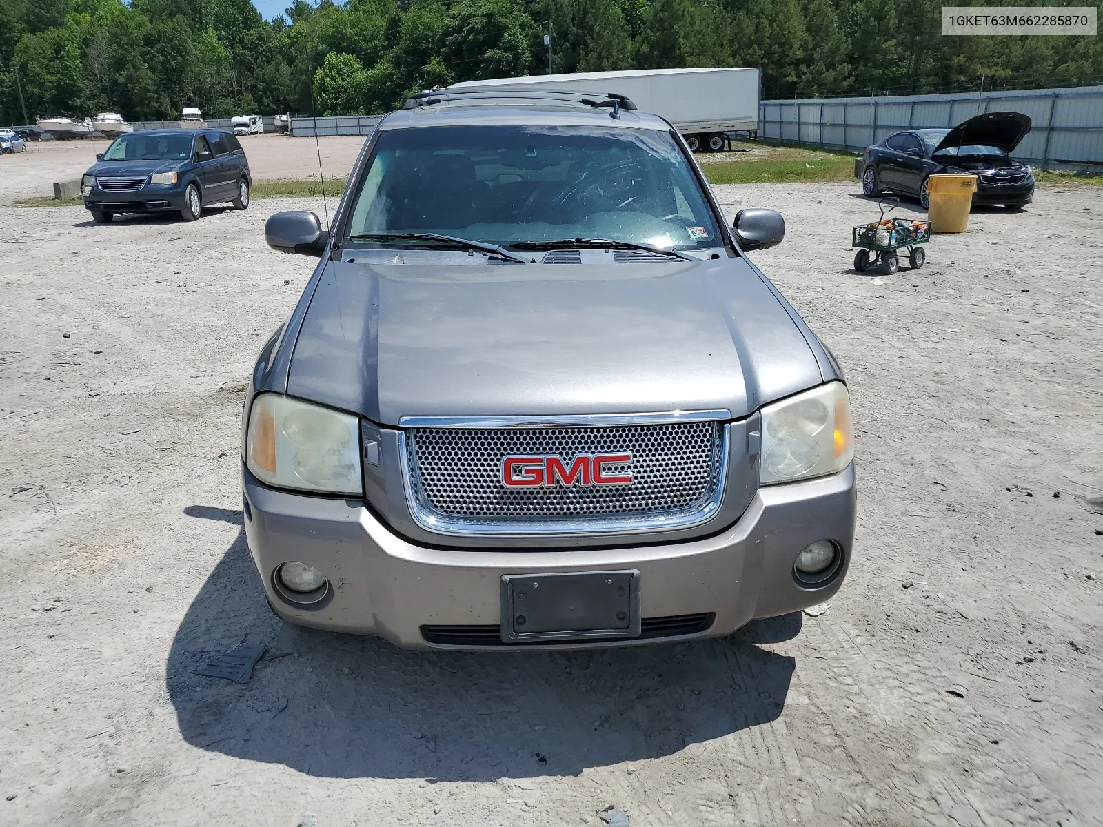 2006 GMC Envoy Denali VIN: 1GKET63M662285870 Lot: 59828134