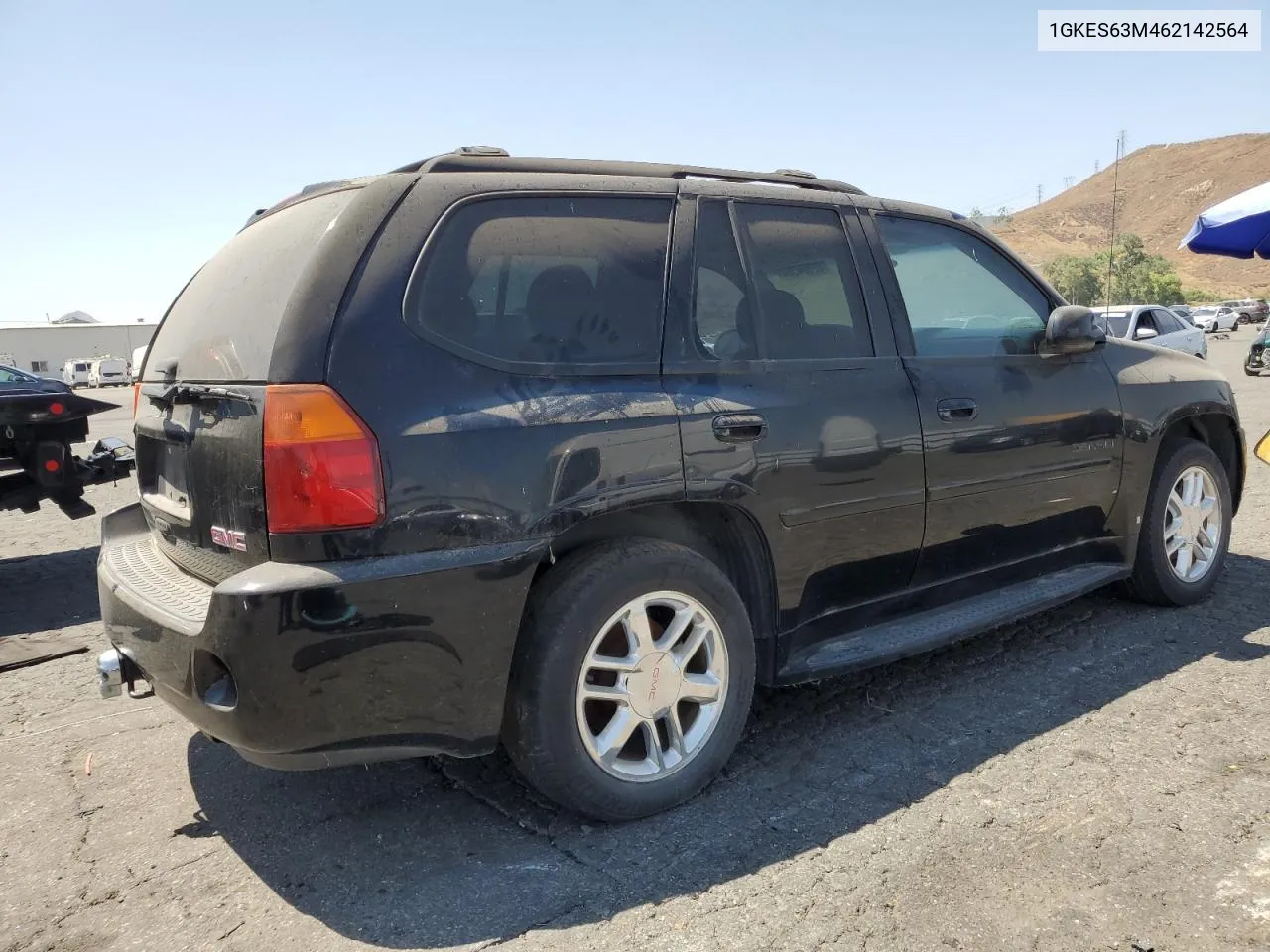 2006 GMC Envoy Denali VIN: 1GKES63M462142564 Lot: 62684364