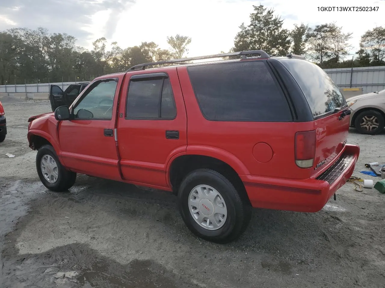 1996 GMC Jimmy VIN: 1GKDT13WXT2502347 Lot: 74502444