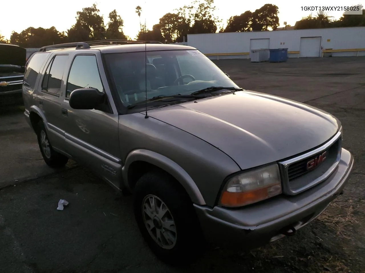 2000 GMC Jimmy / Envoy VIN: 1GKDT13WXY2158025 Lot: 73565954