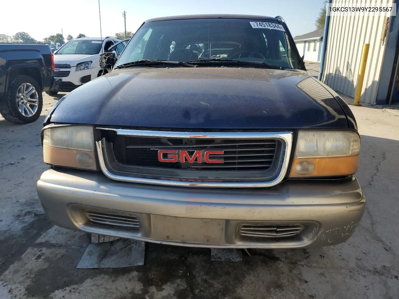 2000 GMC Jimmy VIN: 1GKCS13W9Y2295567 Lot: 74518344