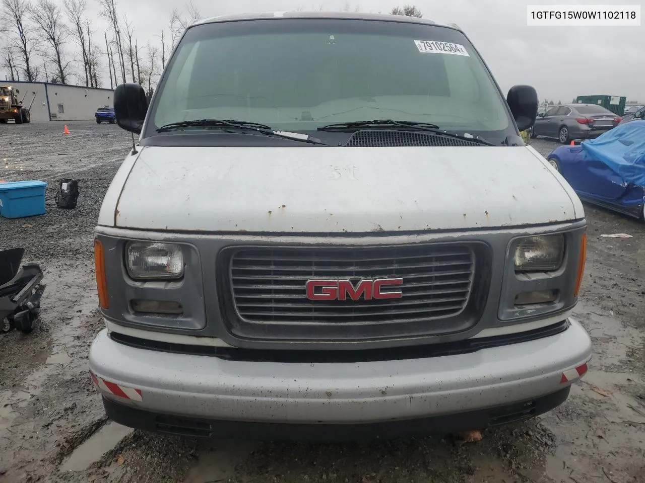 1998 GMC Savana G1500 VIN: 1GTFG15W0W1102118 Lot: 79102564