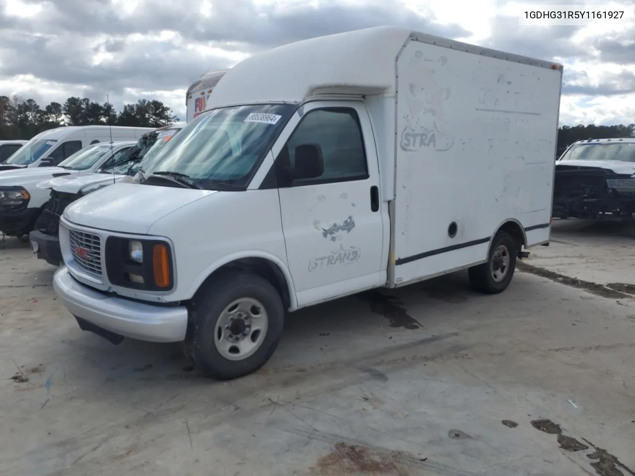 2000 GMC Savana Cutaway G3500 VIN: 1GDHG31R5Y1161927 Lot: 80538964