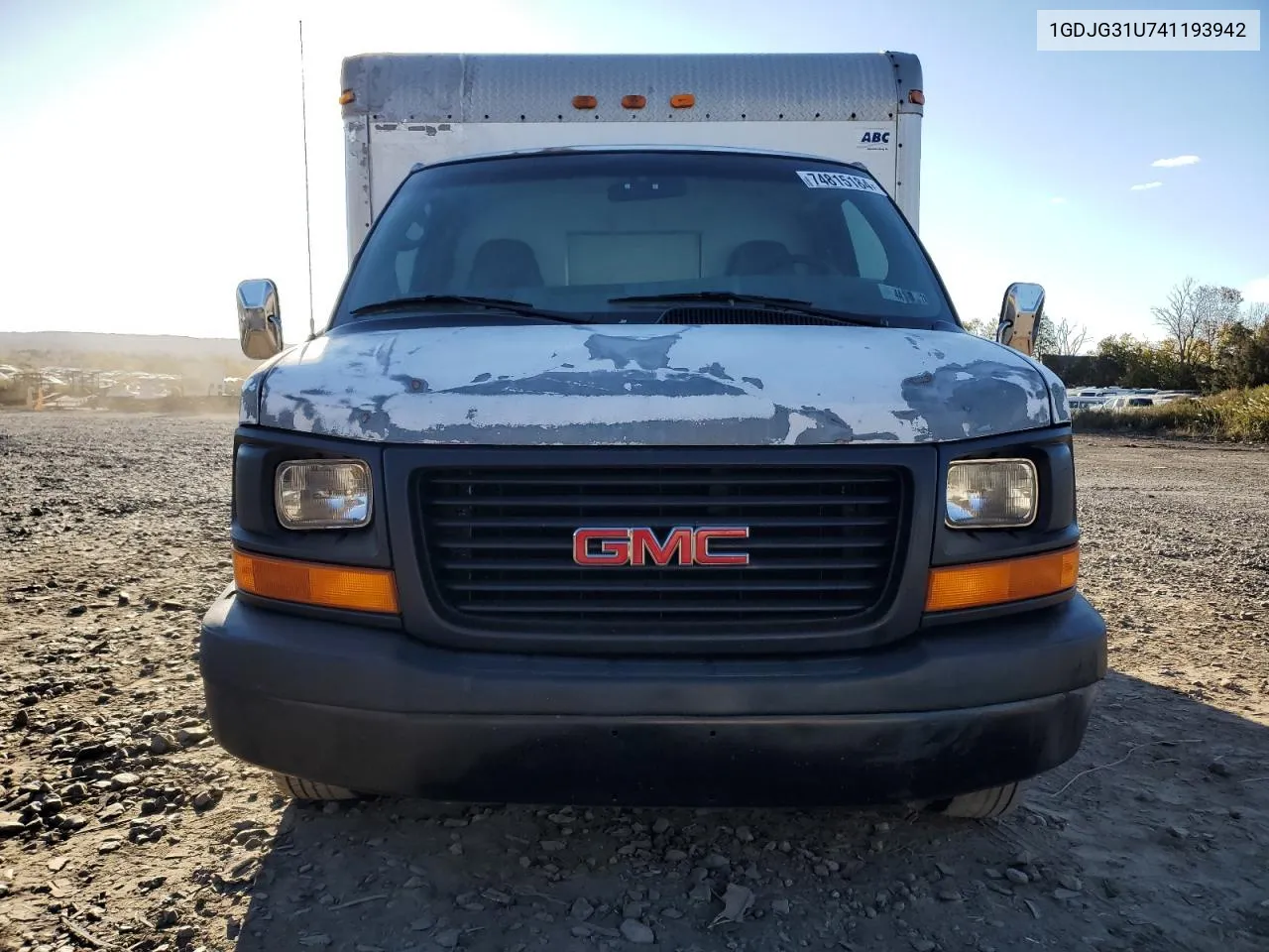 2004 GMC Savana Cutaway G3500 VIN: 1GDJG31U741193942 Lot: 74815184