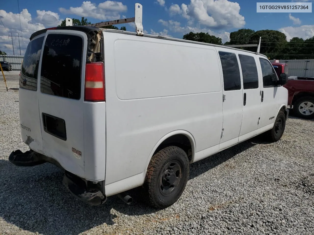 2005 GMC Savana G2500 VIN: 1GTGG29V851257364 Lot: 61113094